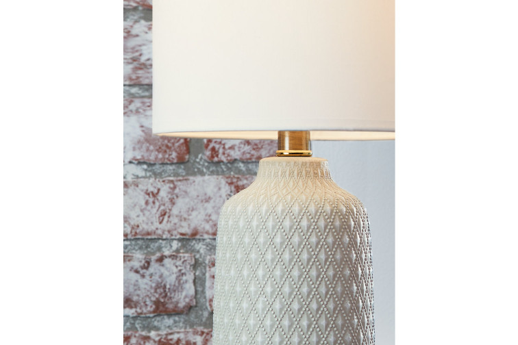 Donnford Table Lamp • Table Lamps
