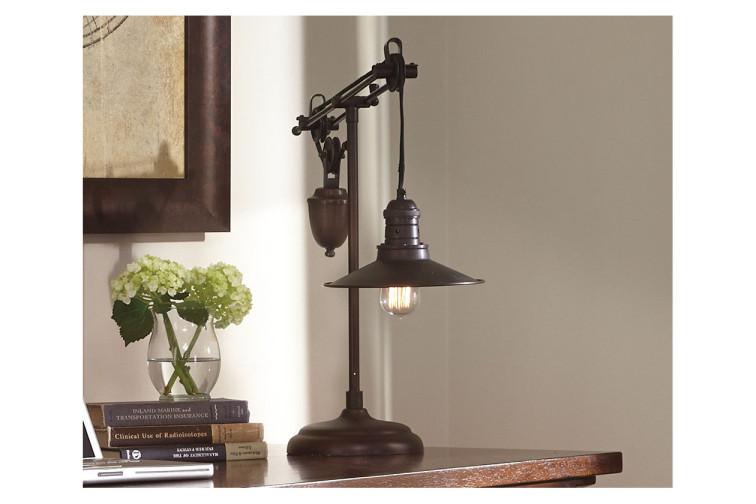 Kylen Desk Lamp • Desk Lamps