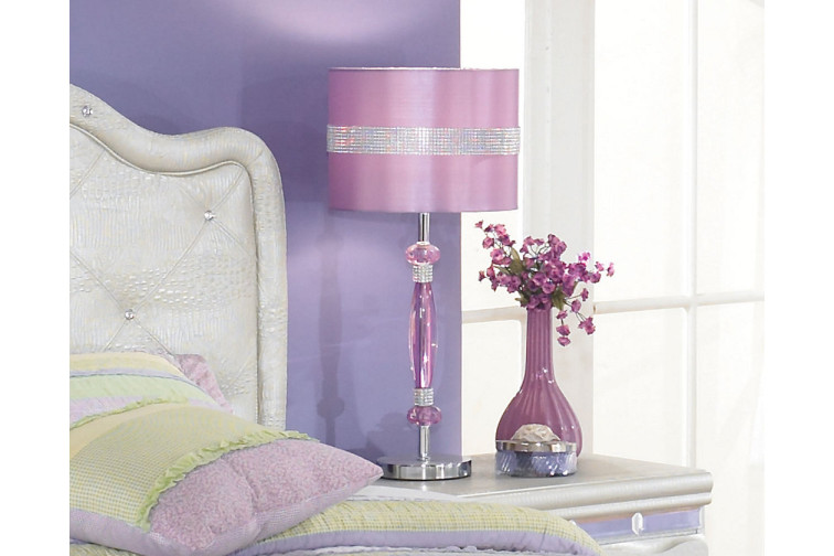 Nyssa Table Lamp • Table Lamps