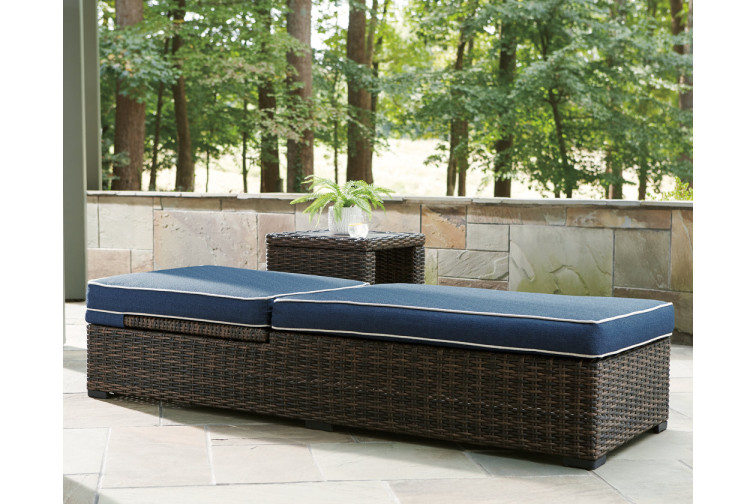 Grasson Lane Outdoor Chaise Lounge with Nuvella Cushion • Lounge Chairs