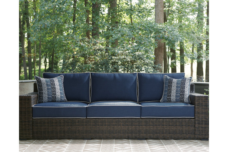 Grasson Lane Nuvella Outdoor Sofa • Outdoor Seating