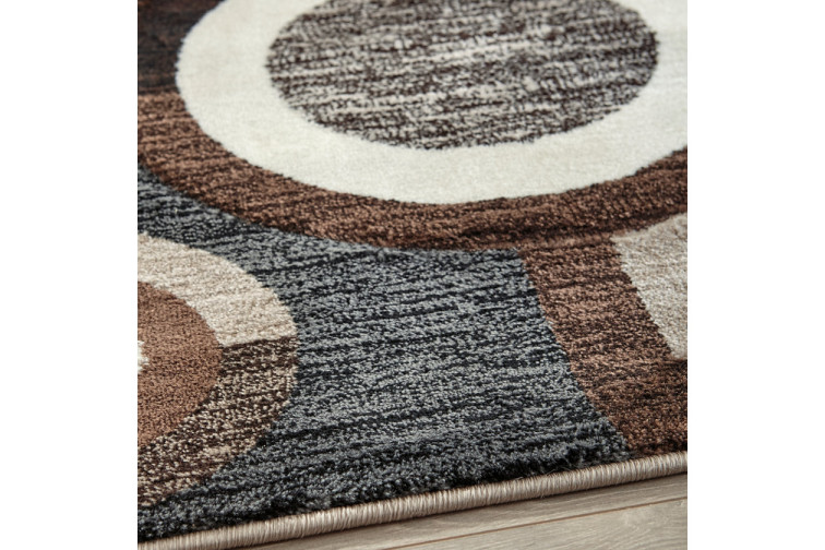 Guintte 5' x 6'7" Rug • Accent Rugs