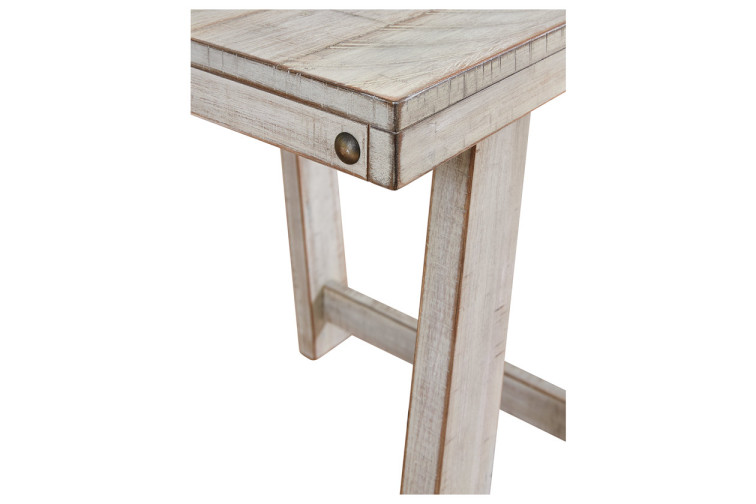 Carynhurst Table (Set of 3) • Coffee & End Table Sets
