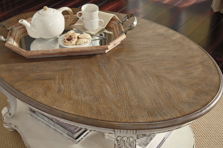 Realyn Coffee Table • Coffee Tables