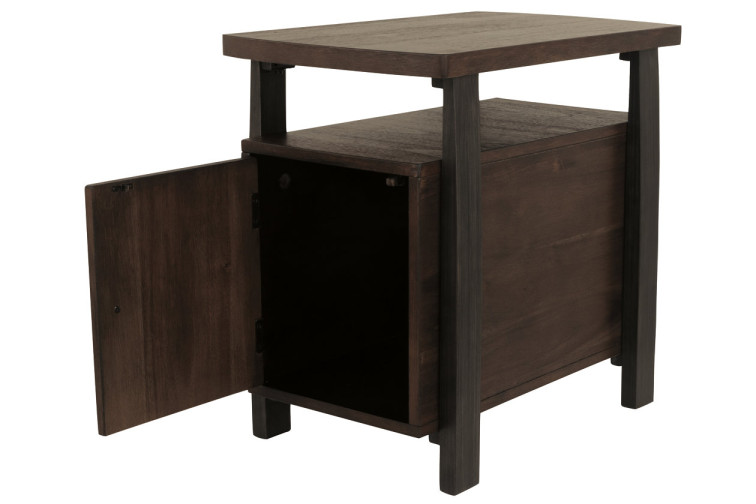 Vailbry Chairside End Table • Sale 70%