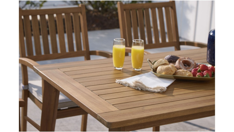 Table Janiyah • Outdoor Dining Tables