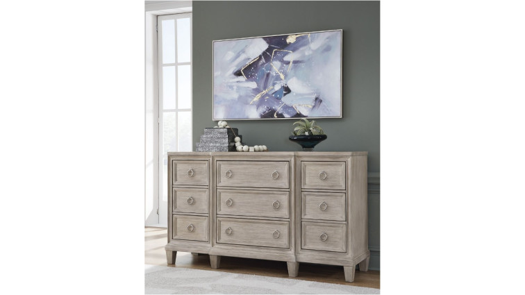 Dresser Jorlaina • Collection of 2025