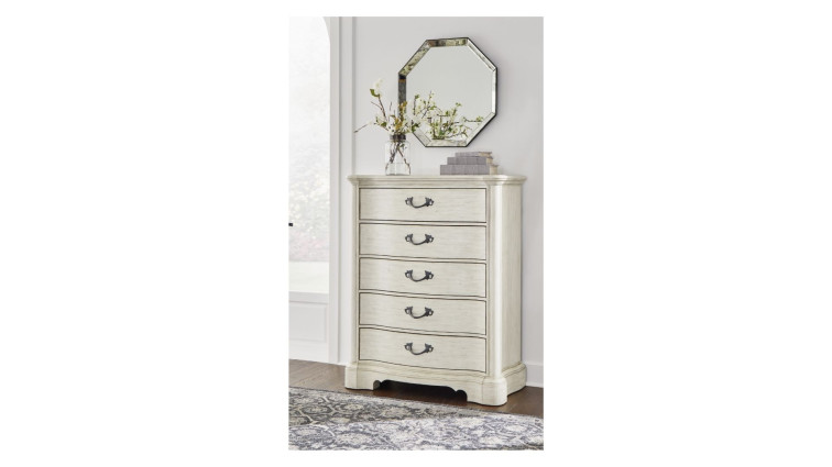 Arlendyne Chest of Drawers • Dressers