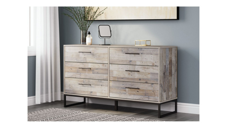 Drawer Dresser Neilsville • Dressers