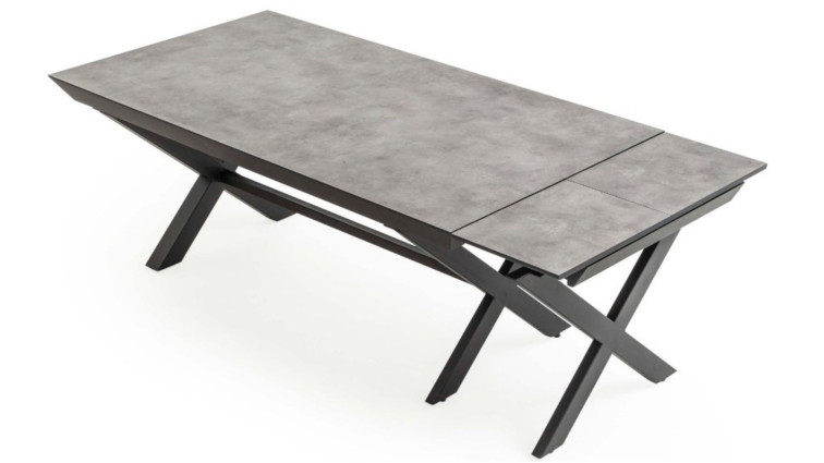 Extendable table   Armando • Extendable table