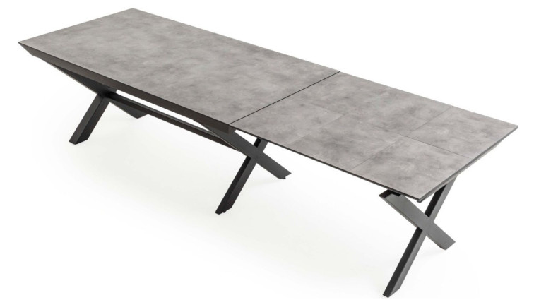 Extendable table   Armando • Extendable table