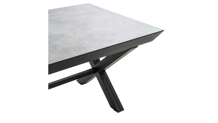 Extendable table   Armando • Extendable table