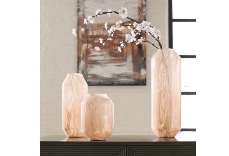 ლარნაკი Dushby – ლარნაკი 