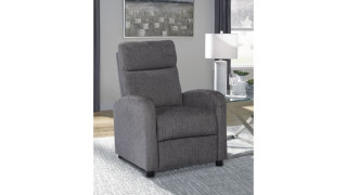 სავარძელი მექანიზმით Elvio – სტუდიოს ტიპის ბინის მისაღები 